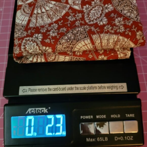 Vintage Cotton Fabric Red with White Asian Fans 1/2 Yard x 45" Wide. - Picture 2 of 2